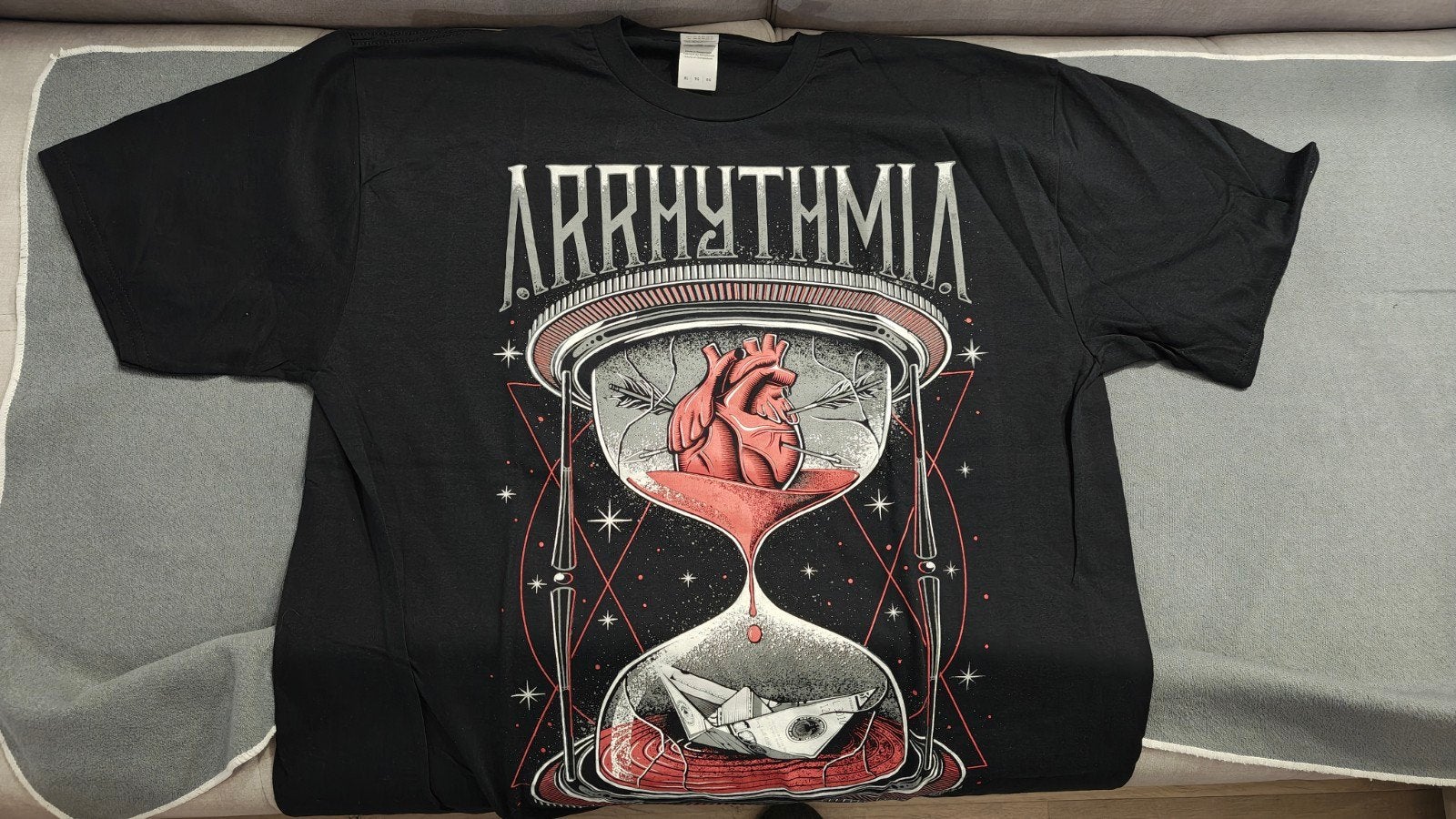 Nieuw T-shirt XL – Anatomisch Hart & Arrhythmia – Halloween, Ophalen of Verzenden, Nieuw, Maat 56/58 (XL), Zwart
