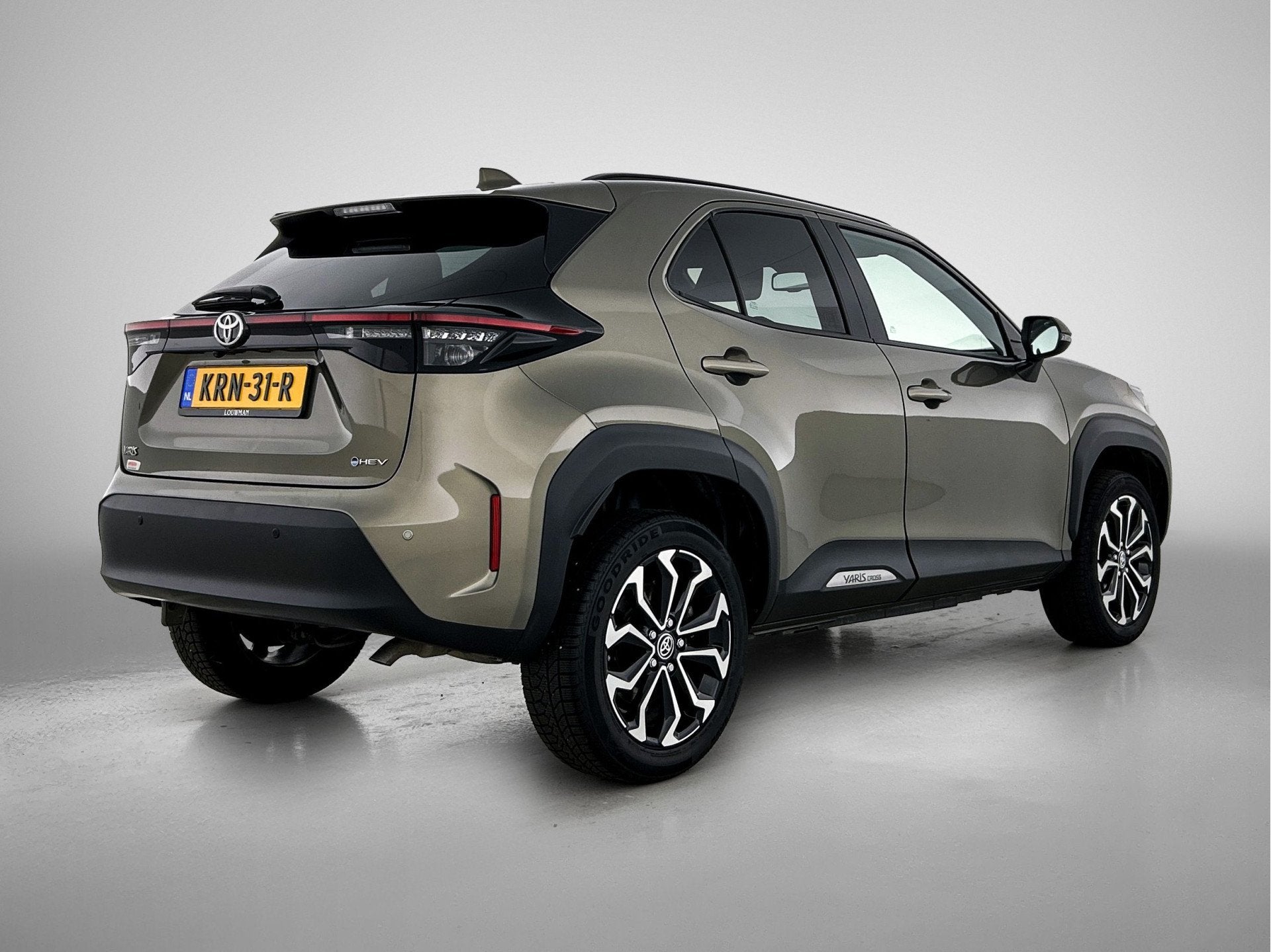 Toyota Yaris Cross 1.5 Hybrid Dynamic | Comfort Pack |, Stof, Gebruikt, 116 pk, 1490 cc