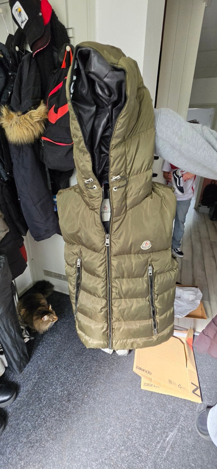 Moncler Bodywarmer Groen Maat 3 (M), Ophalen of Verzenden