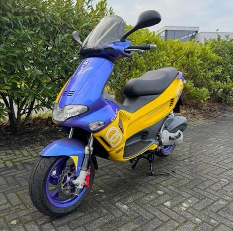 Giler Runner sp 180 180cc, Fietsen en Brommers, Scooters | Aprilia, Ophalen, Overige modellen, Zo goed als nieuw, Benzine