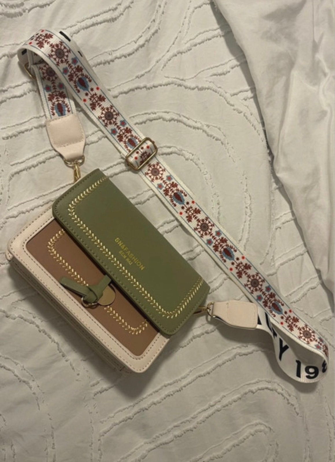 Stijlvolle schoudertas met unieke band, Verzenden, Zo goed als nieuw, Beige, Schoudertasje