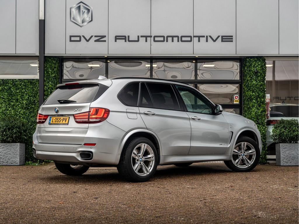 BMW X5 xDrive40d High Executive | M-Sport | ACC | HUD |, Gebruikt, 2993 cc, Met garantie (alle), 255 €/maand