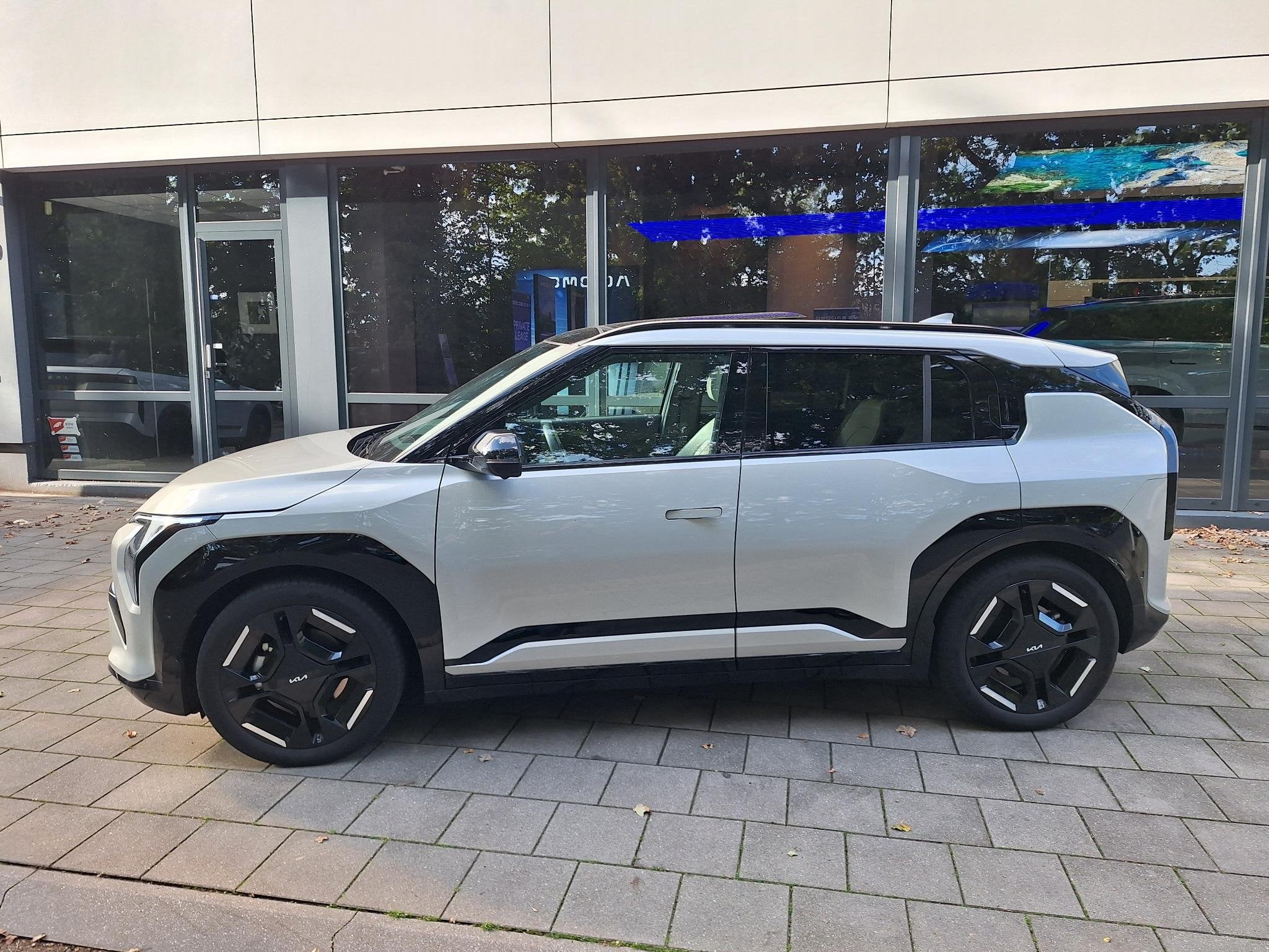 Kia EV3 GT-PlusLine 81.4 kWh Binnenkort verwacht | Panoramad, Auto's, Origineel Nederlands, 204 pk, 1000 kg, SUV of Terreinwagen