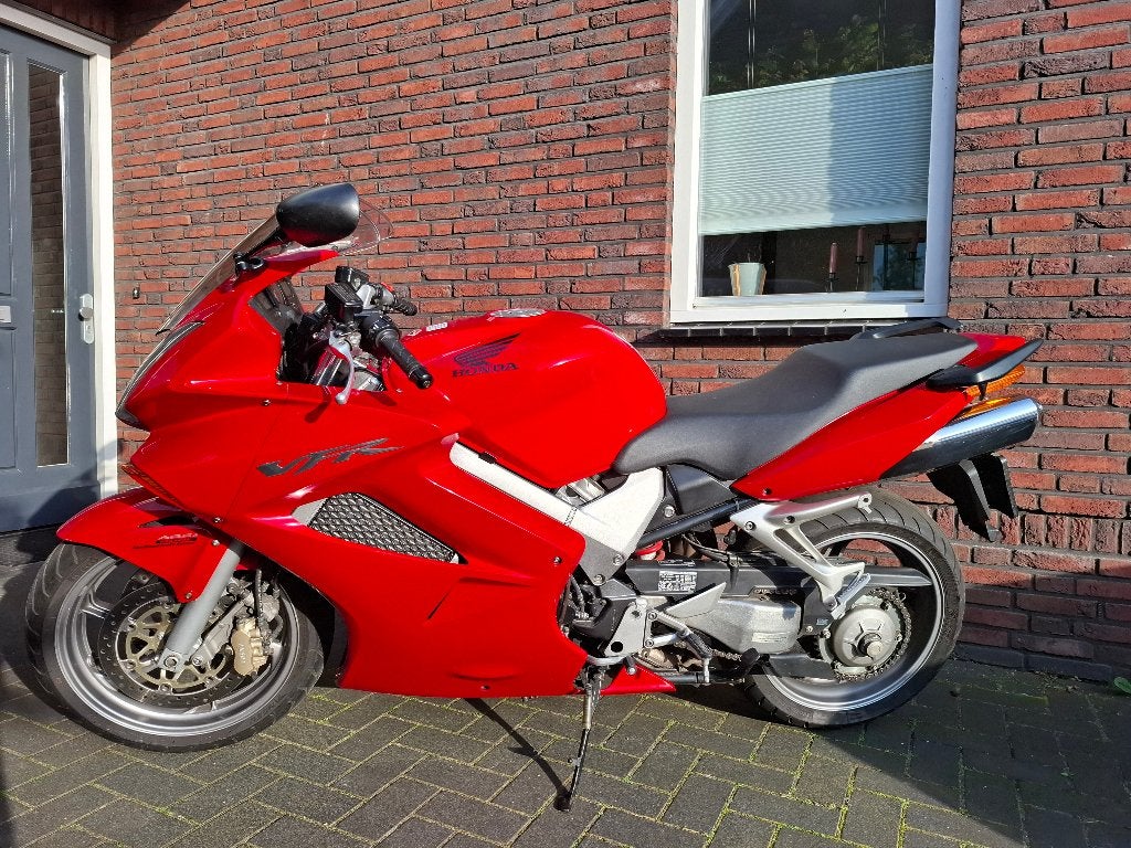 Honda VFR 800 VTEC - 26 000 km, Occasion, 4 cilinders, Motorrijbewijs A, Particulier