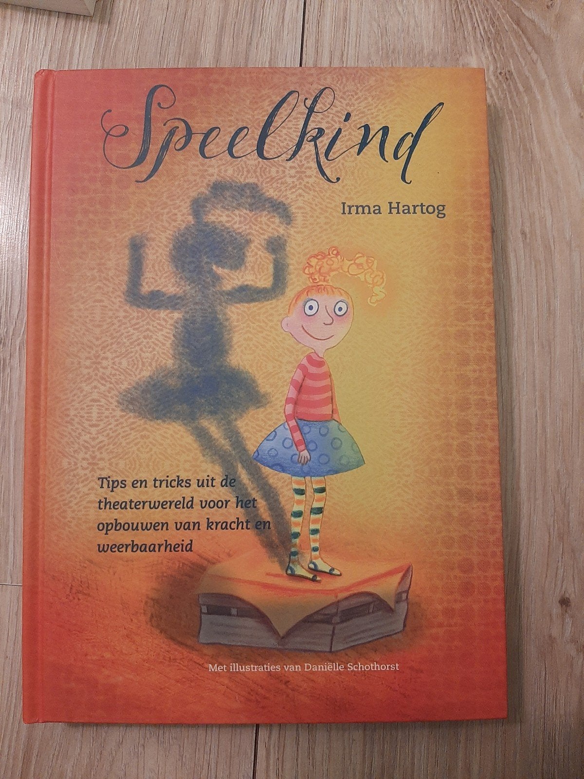 Irma Hartog - Speelkind, Zwangerschap en Bevalling, Ophalen of Verzenden, Zo goed als nieuw, Irma Hartog