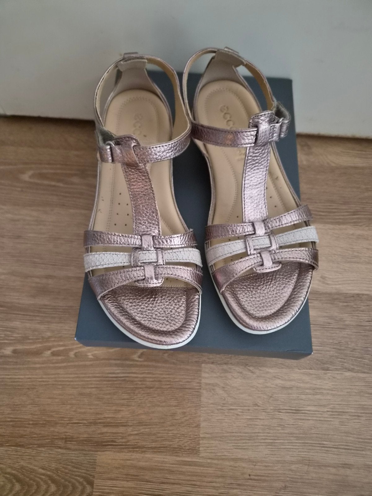Ecco Sandalen -   in nieuwstaat, Ecco, Overige kleuren, Nieuw, Sandalen of Muiltjes