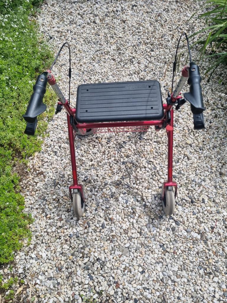 Rollator, inklapbaar, Ophalen
