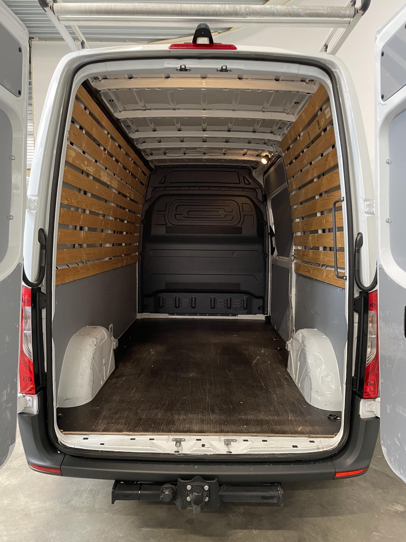 Mercedes-Benz Sprinter L2H2 Automaat Airco Cruise Navi Camer, Auto's, Stof, Gebruikt, 2000 kg, Wit