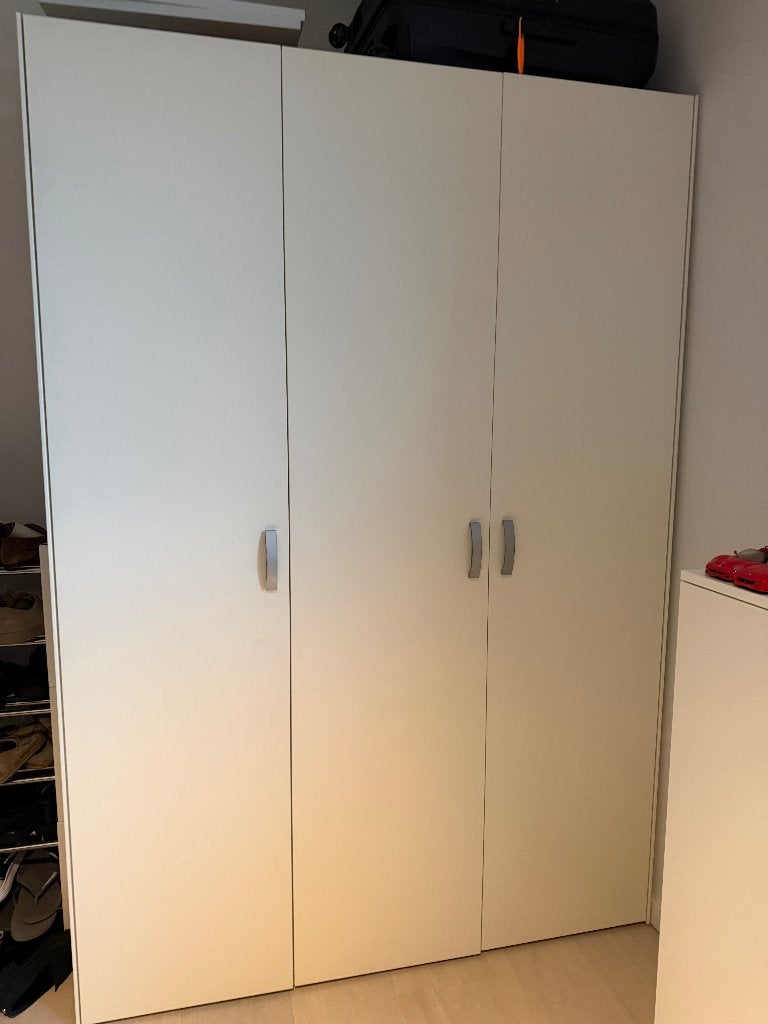 Hulsta slaapkamerkast, Ophalen, Met deur(en), Gebruikt, 200 cm of meer