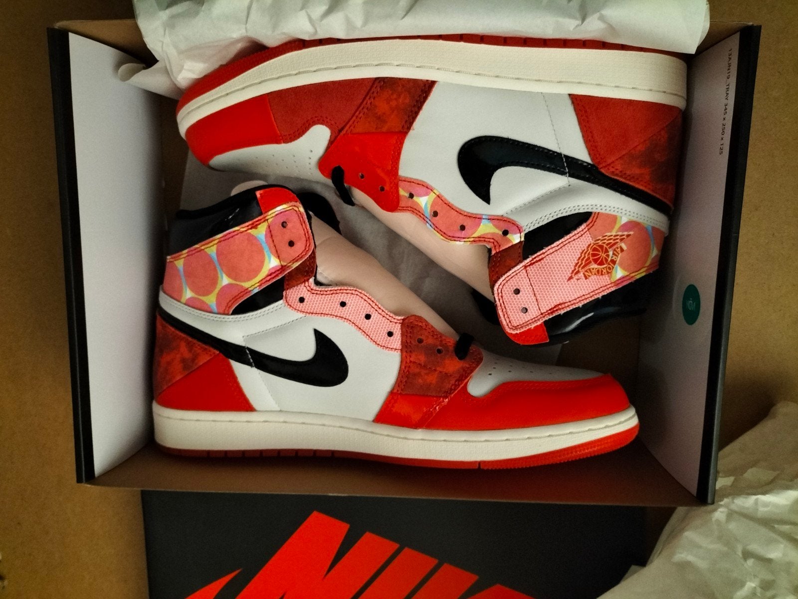 Nike air Jordan high OG spider-verse maat 46
Deadstock, Ophalen, Overige kleuren, Nieuw, Nike Air Jordan