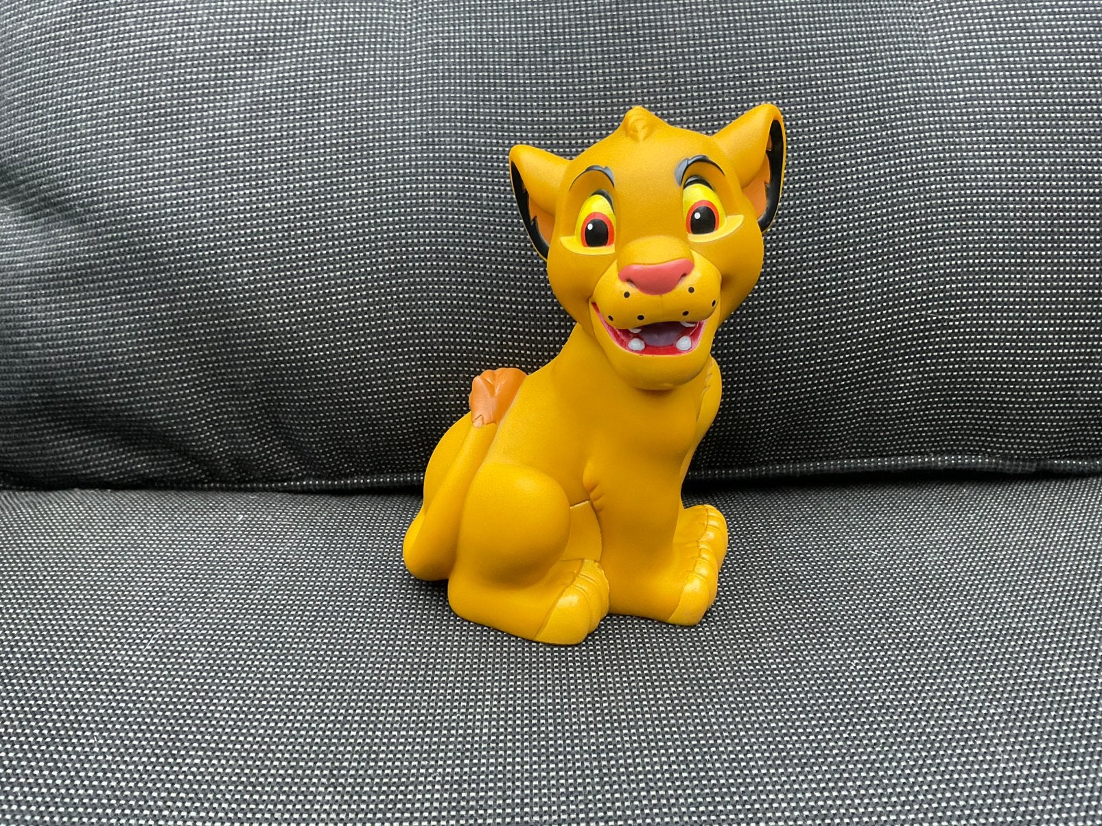 Nieuwe zgan Disney Lion King Simba spaarpot met Dop, Ophalen, Leeuwenkoning of Jungle Boek, Nieuw, Beeldje of Figuurtje