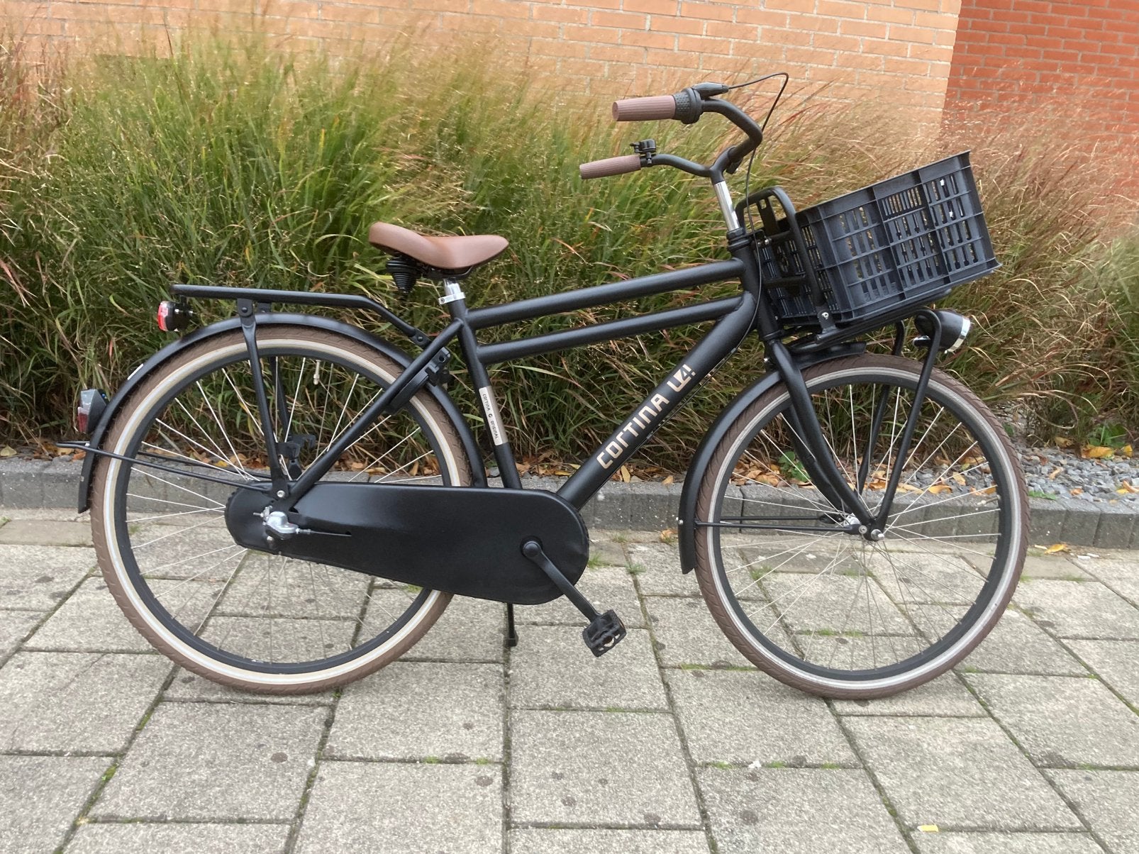 Nette 26 inch cortina jongensfiets 9 tot 13 jaar 3V + krat, Fietsen en Brommers, Ophalen, Gebruikt, 26 inch of meer, Versnellingen