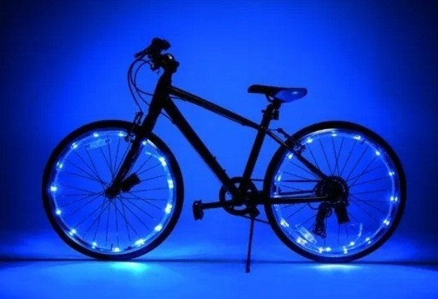 Wheely Bright LED Fietswielverlichting (Blauw - 2 stuks), Fietsen en Brommers, Waterbestendig, Nieuw, Ophalen of Verzenden, Batterij