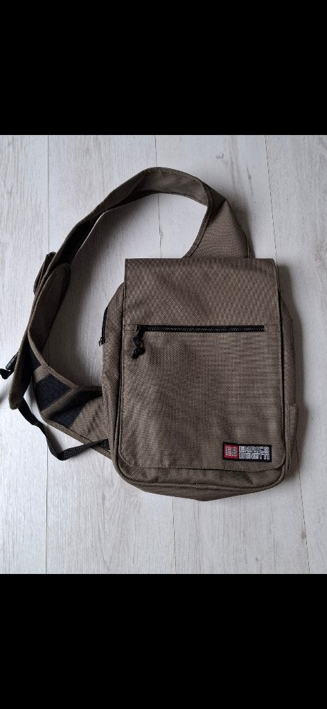 Rugtas, Ophalen of Verzenden, Zo goed als nieuw, Overige merken, 30 tot 45 cm
