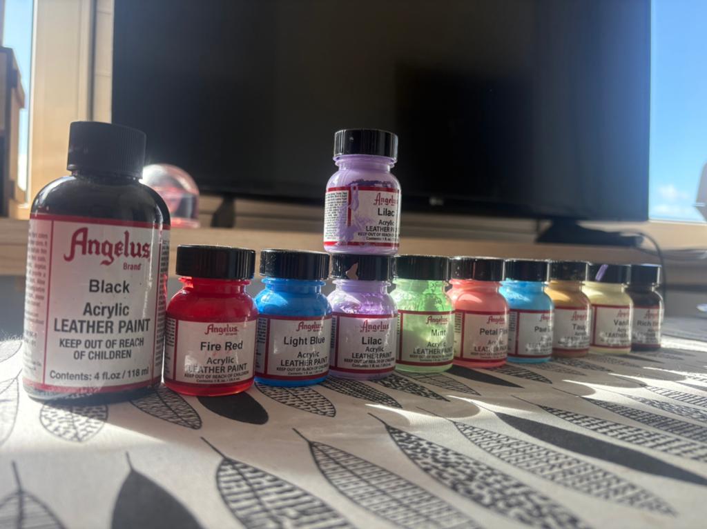 Angelus shoe polish, Ophalen of Verzenden, Gebruikt, Acrylverf