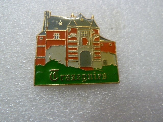 Pin van kasteel Trazegnies, Verzamelen, Ophalen of Verzenden, Gebruikt, Stad of Land, Speldje of Pin