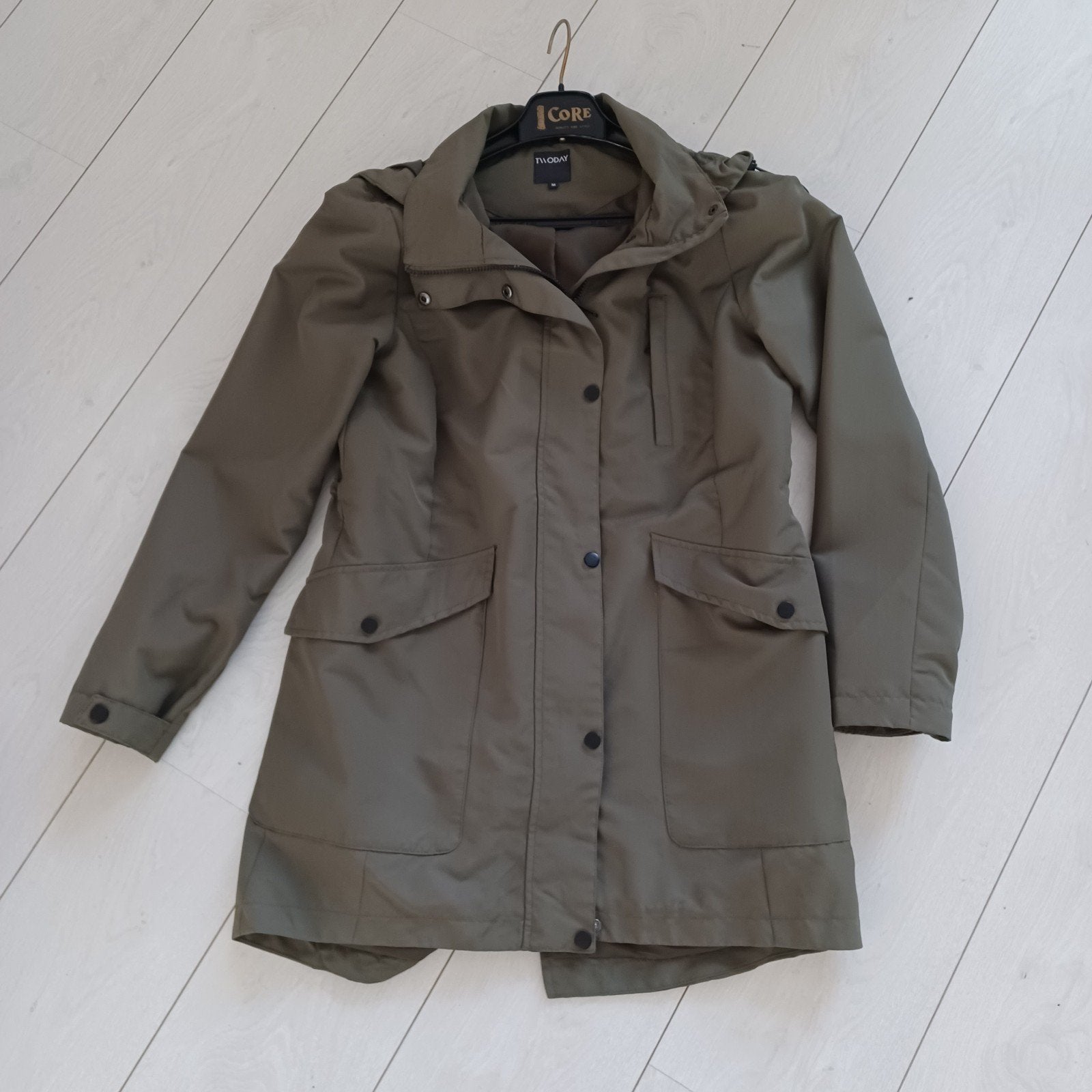 nieuwe jas . maat m.leger groen, Ophalen, Nieuw, Groen