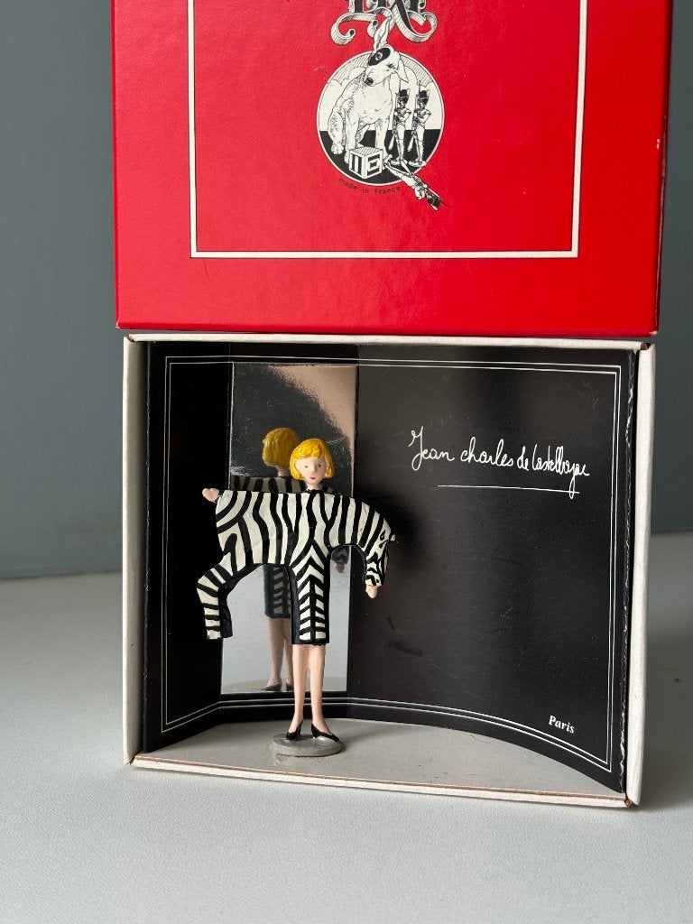 JC de Castelbajac zebrajurk 1987 - pixi mode, Verzamelen, Ophalen of Verzenden, Kuifje, Beeldje of Figuurtje