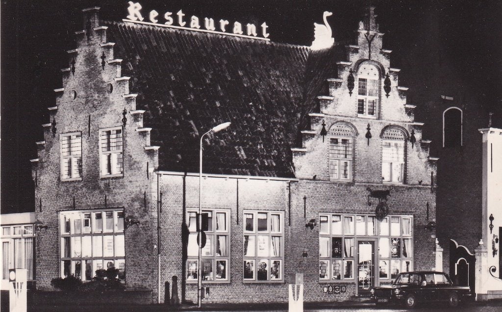 Etten-Leur restaurant De Zwaan, Verzamelen, Ophalen of Verzenden, 1960 tot 1980, Ongelopen, Noord-Brabant