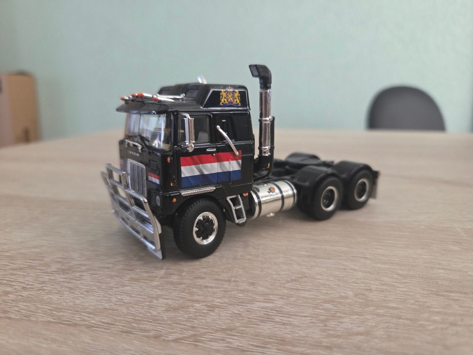 WSI MACK F700 6x4 Dutch Downunder, Hobby en Vrije tijd, Modelauto's | 1:50, Ophalen of Verzenden, Bus of Vrachtwagen, Wsi