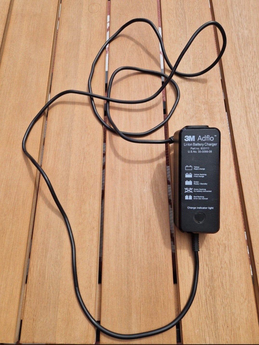 3M ADFLO BATTERY

CHARGER, Ophalen of Verzenden