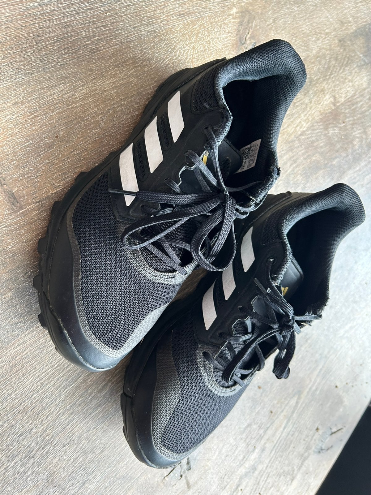 Hockey schoenen zwart adidas maat 8 / 41,5, Ophalen of Verzenden, Gebruikt, Schoenen