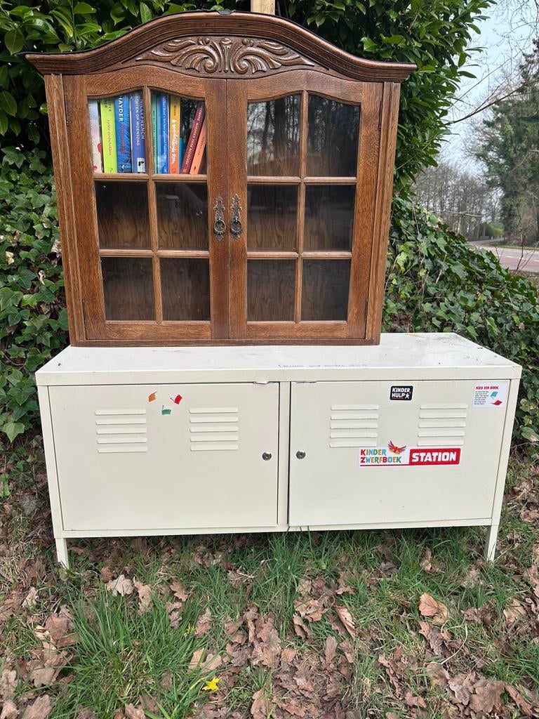 Kom gratis lenen, ruilen, brengen, halen van boeken en zaden, Ophalen