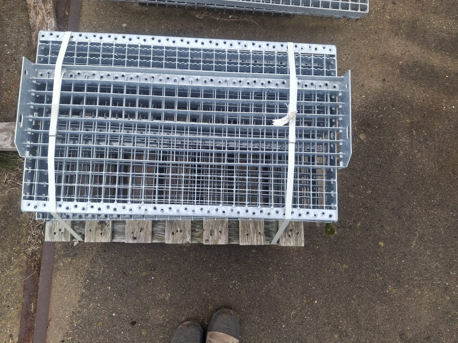 9 Nieuwe Aluminium Traptredes - Duurzaam & Veilig, Ophalen, Nieuw, Trap