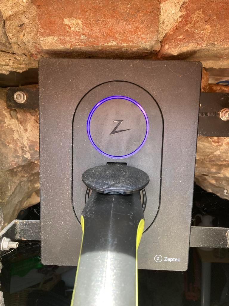Zaptec Go, 22 kW, slimme EV lader 8 maanden oud, Ophalen, Zo goed als nieuw, Laadpaal