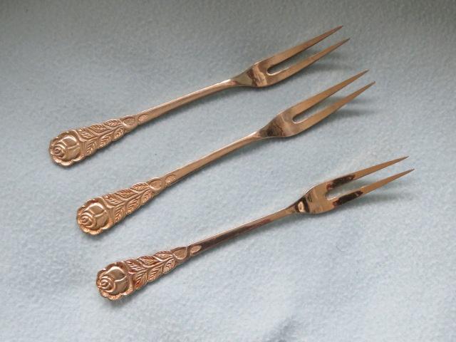 3 Vintage vleesvorkjes verguld UTC, Ophalen of Verzenden