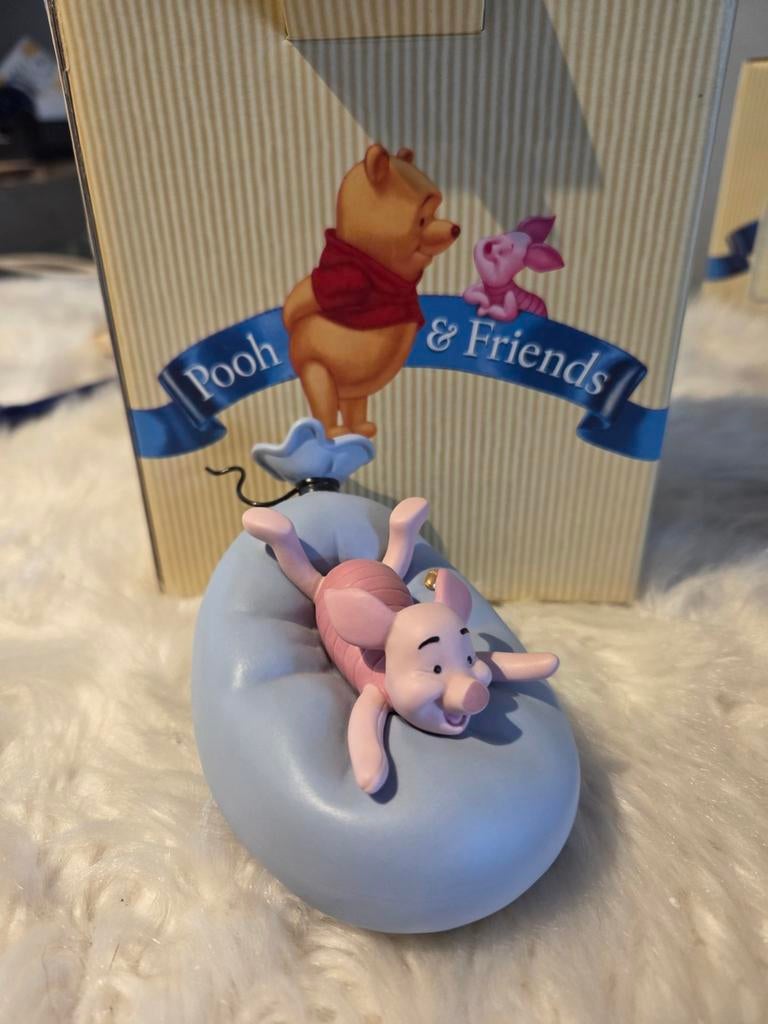 Winnie de Poeh en Vrienden - Knorretje in doos, P, Beeldje of Figuurtje, P, P