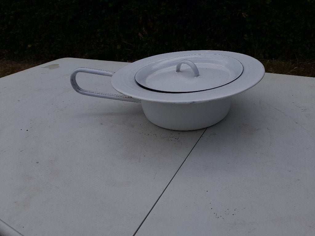 mooie gave witte emaille steek/po met deksel, Antiek en Kunst, Ophalen of Verzenden