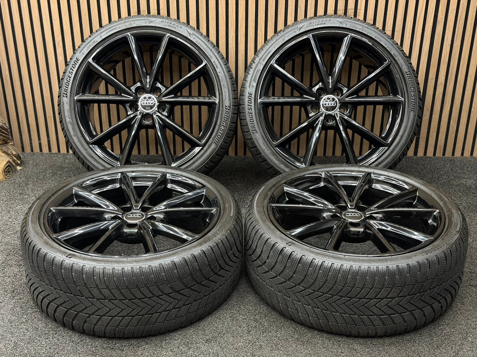 Originele 20 inch Audi Q3 RSQ3 8U 5x112 ET36 Bridgestone, Ophalen, 255 mm, ., Banden en Velgen
