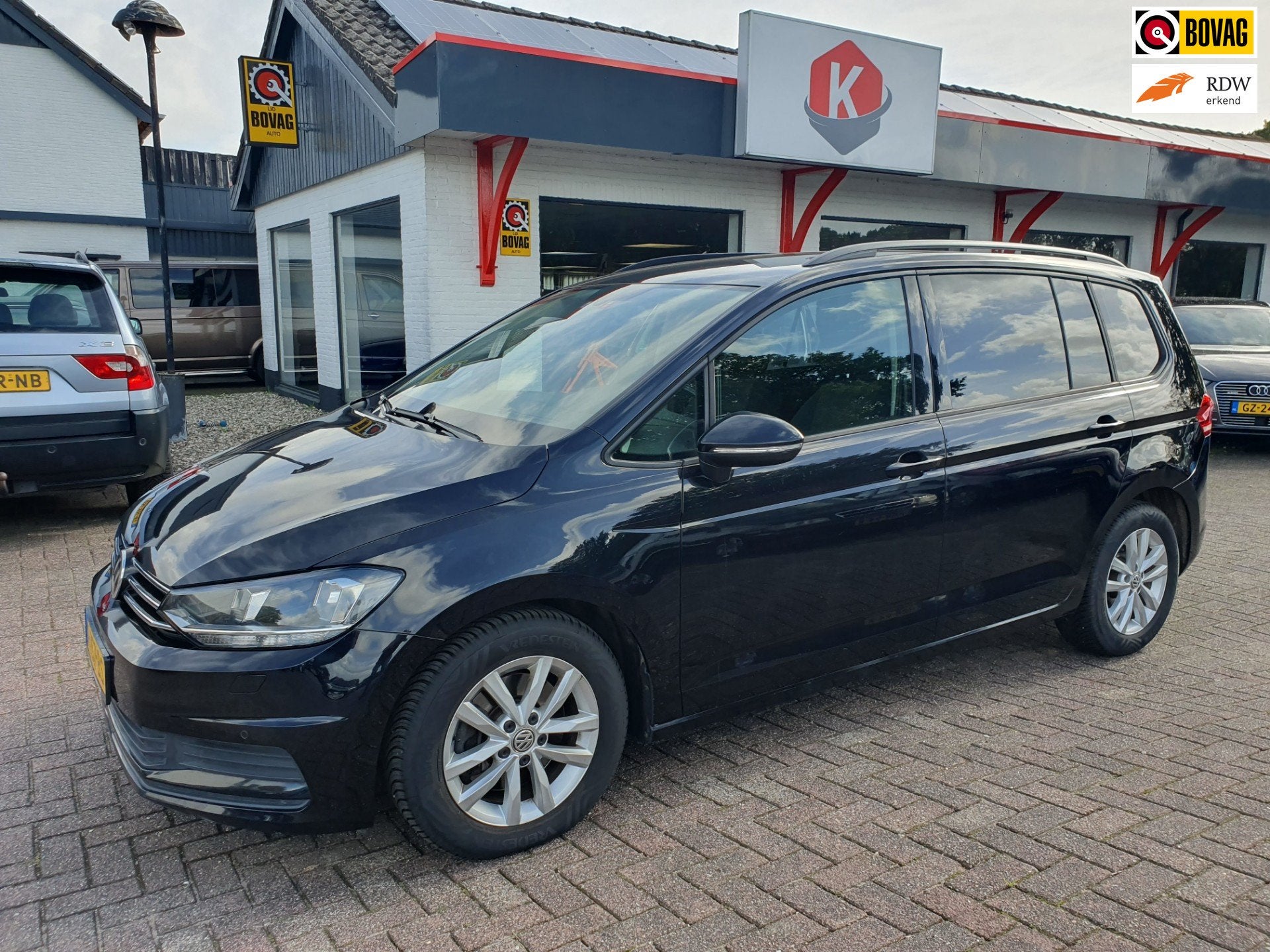 Volkswagen Touran 1.4 TSI Highline 7p. DSG/CARPLAY/PDC BJ 20, Auto's, Gebruikt, Euro 6, 4 cilinders, 150 pk