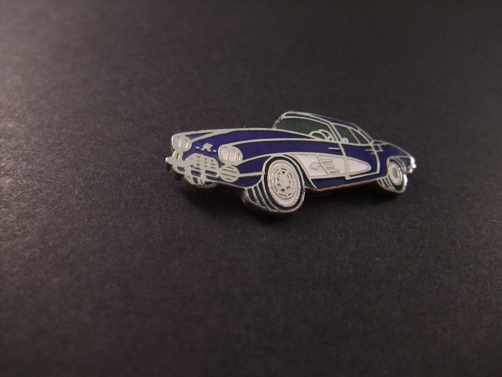 Chevrolet Corvette C1, emaille pin, Ophalen of Verzenden, Gebruikt, Overige onderwerpen