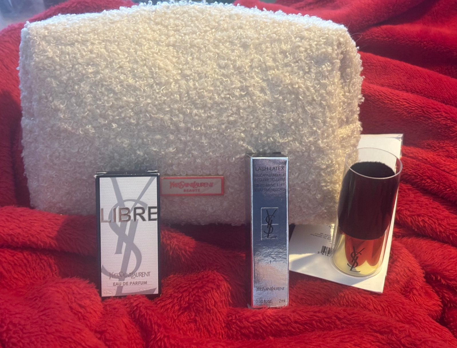 YSL setje -teddy pouch met inhoud/geschenkset/, Verzenden, Nieuw, Beige, Dame