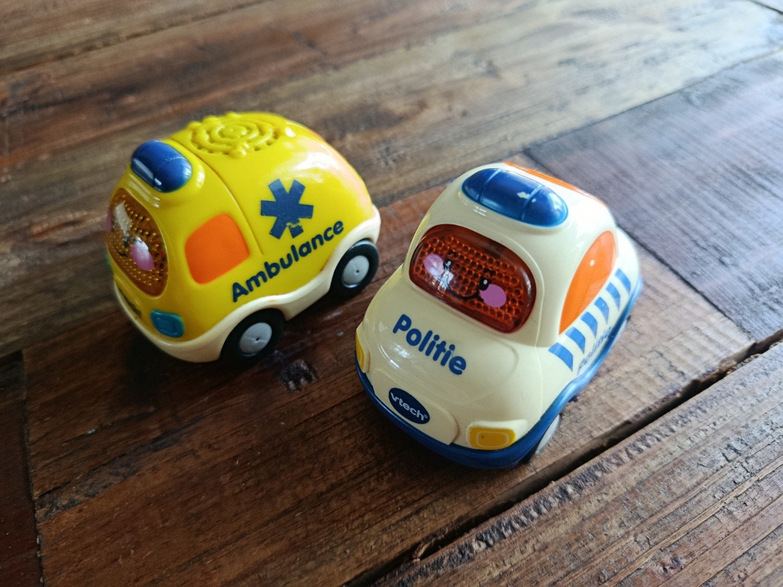 VTech Toet Toet Auto's: Politie en Ambulance, Ophalen of Verzenden, Gebruikt, 6 maanden tot 2 jaar