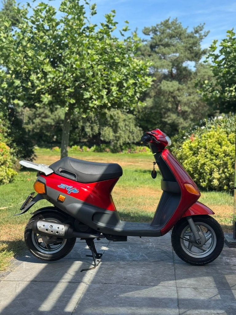 ⭐️Piaggio zip type 2 takt 50cc Brom rood 13802 km⭐️, Fietsen en Brommers, Scooters | Piaggio, Niet ingevuld, Niet ingevuld, Niet ingevuld