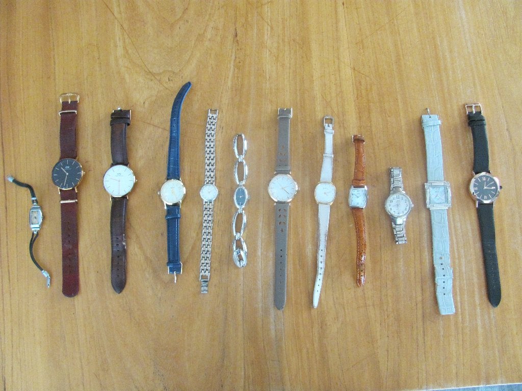 Twaalf dameshorloges - 12 horloges, Overige merken, Overige materialen, Gebruikt, Polshorloge