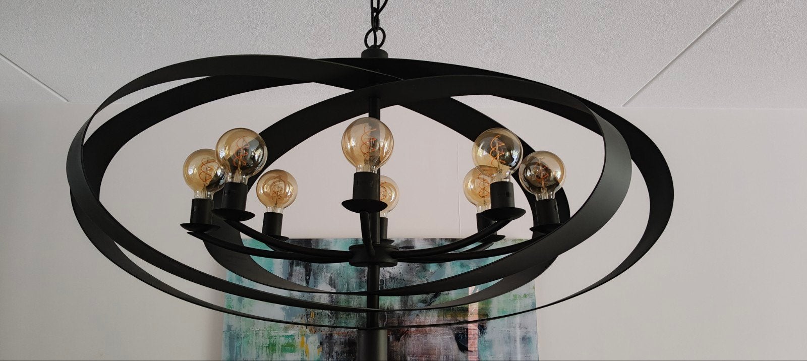 Moderne zwarte lamp met 8 Lichtpunten, Huis en Inrichting, Lampen | Hanglampen, Zo goed als nieuw, Minder dan 50 cm, Metaal, Ophalen