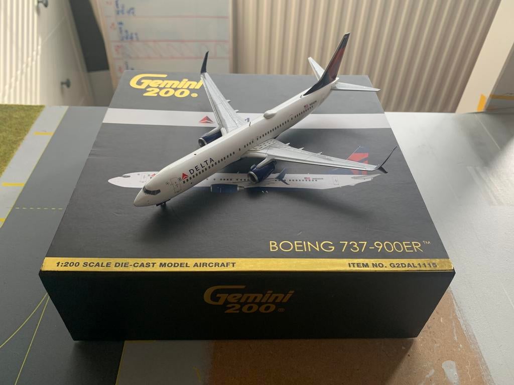 1:200 Delta B737-900ER GeminiJets, Verzamelen, Luchtvaart en Vliegtuigspotten, Ophalen of Verzenden, Zo goed als nieuw, Schaalmodel