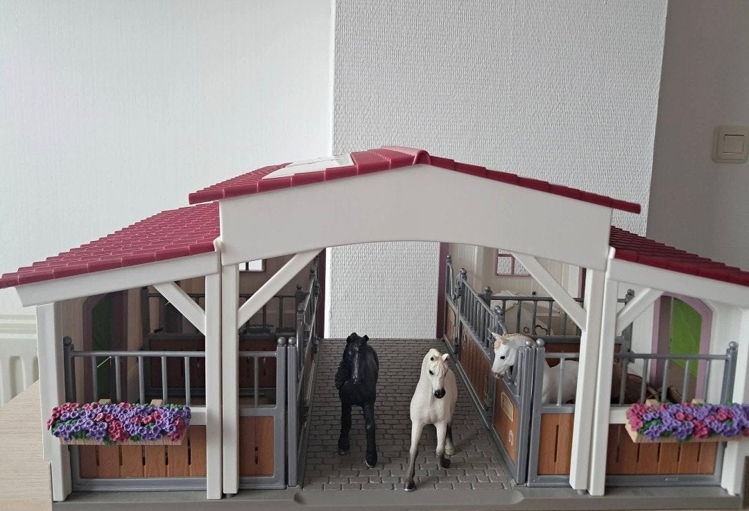 Schleich Paardenstal (excl. paarden), Ophalen, Zo goed als nieuw, Jongen of Meisje