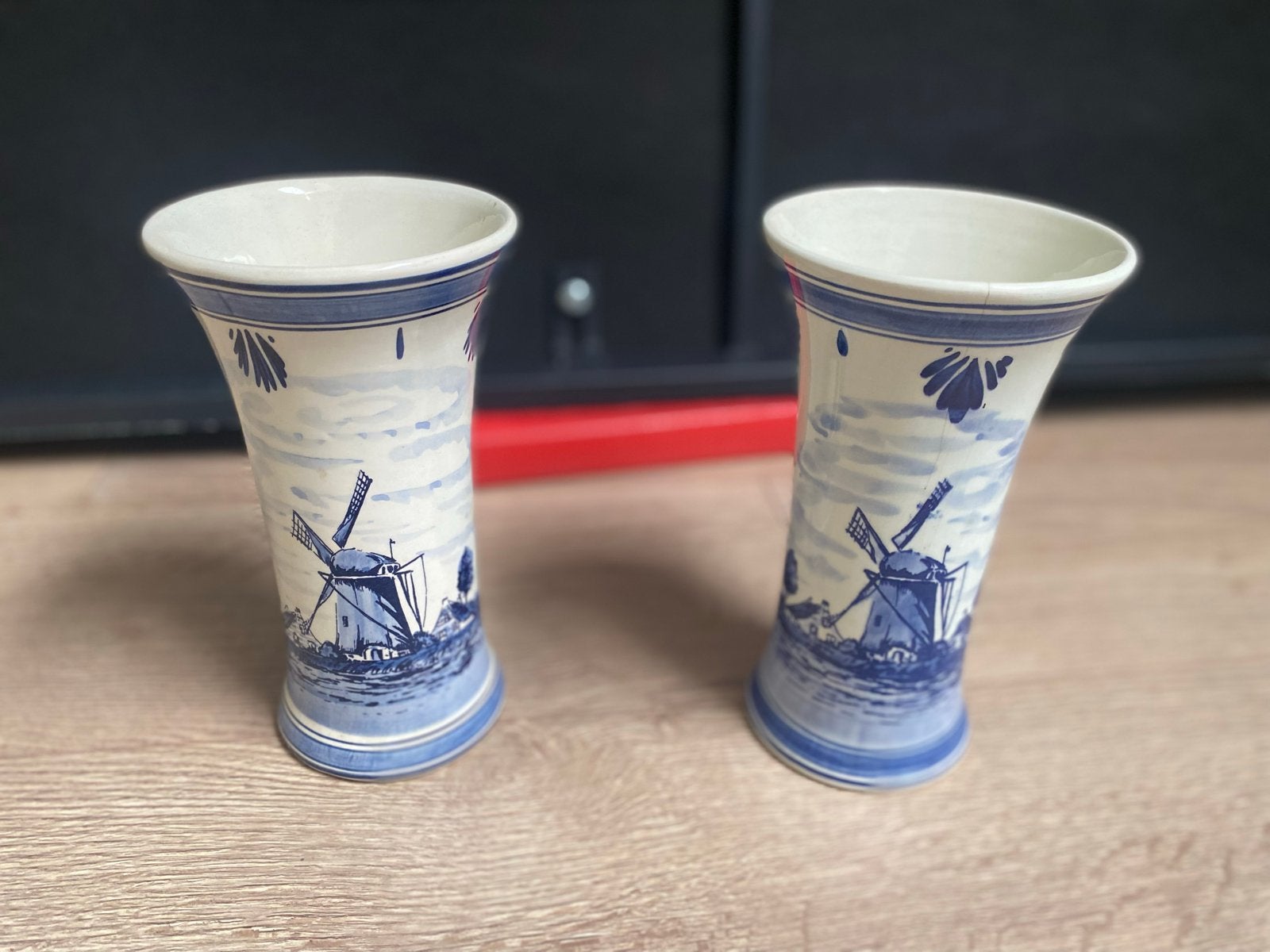 Set van 2 Delft Blauw vazen met molen decoratie, Ophalen