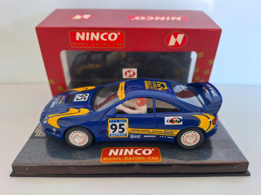 Ninco Toyota Celica GT-Four Ralley Catalunya Met Mini Catalo, Kinderen en Baby's, Speelgoed | Racebanen, Overige merken, Racebaan