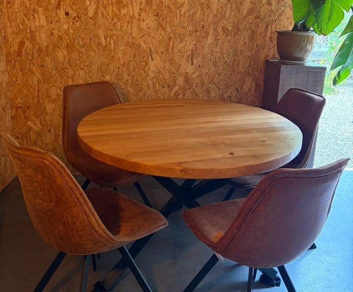 Design Eettafel Eiken Rond, Huis en Inrichting, Tafels | Eettafels, Ophalen of Verzenden, Zo goed als nieuw, Rond, 100 tot 150 cm