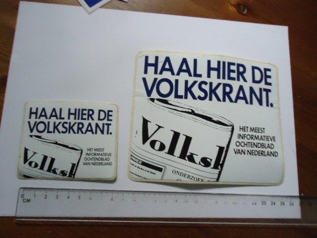 sticker oud Volkskrant krant dagblad oud amsterdam mokum, Verzamelen, Verzenden, Zo goed als nieuw, Bedrijf of Vereniging