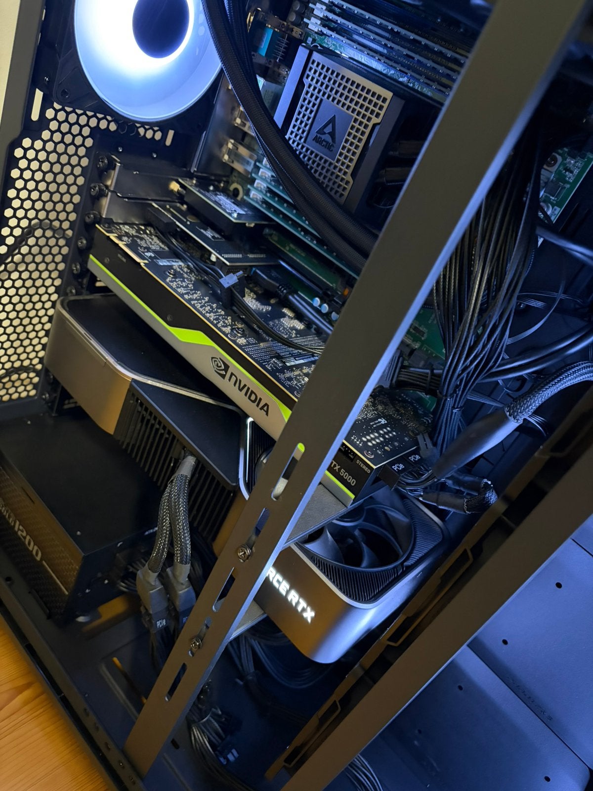 Nvidia Rtx Quadro 5000, Ophalen of Verzenden, Zo goed als nieuw