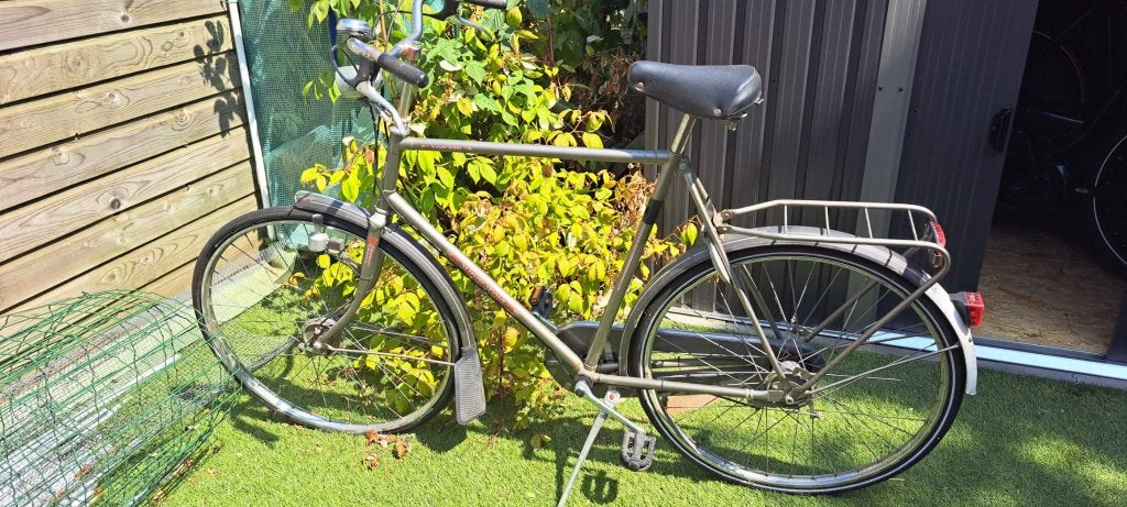 Degelijke stadsfiets met 3 versnellingen, Fietsen en Brommers, Gebruikt, Versnellingen, 61 tot 65 cm, Ophalen
