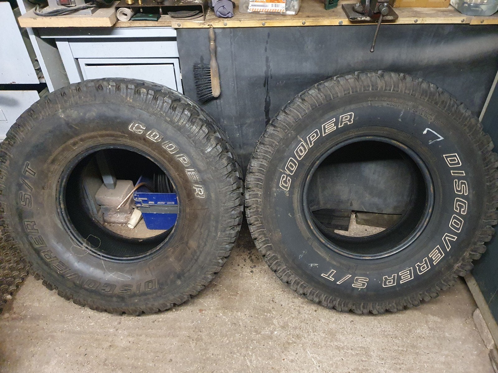 2X Cooper Discoverer S/T 315x75 R16, Zakelijke goederen, Ophalen