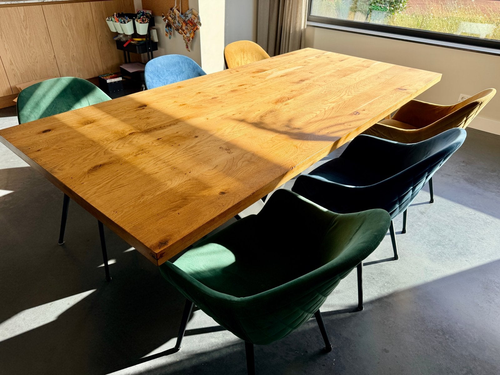 Eikenhouten eettafel 220x100cm met zwart stalen V-poot, Ophalen, Gebruikt, 100 tot 150 cm, Eikenhout